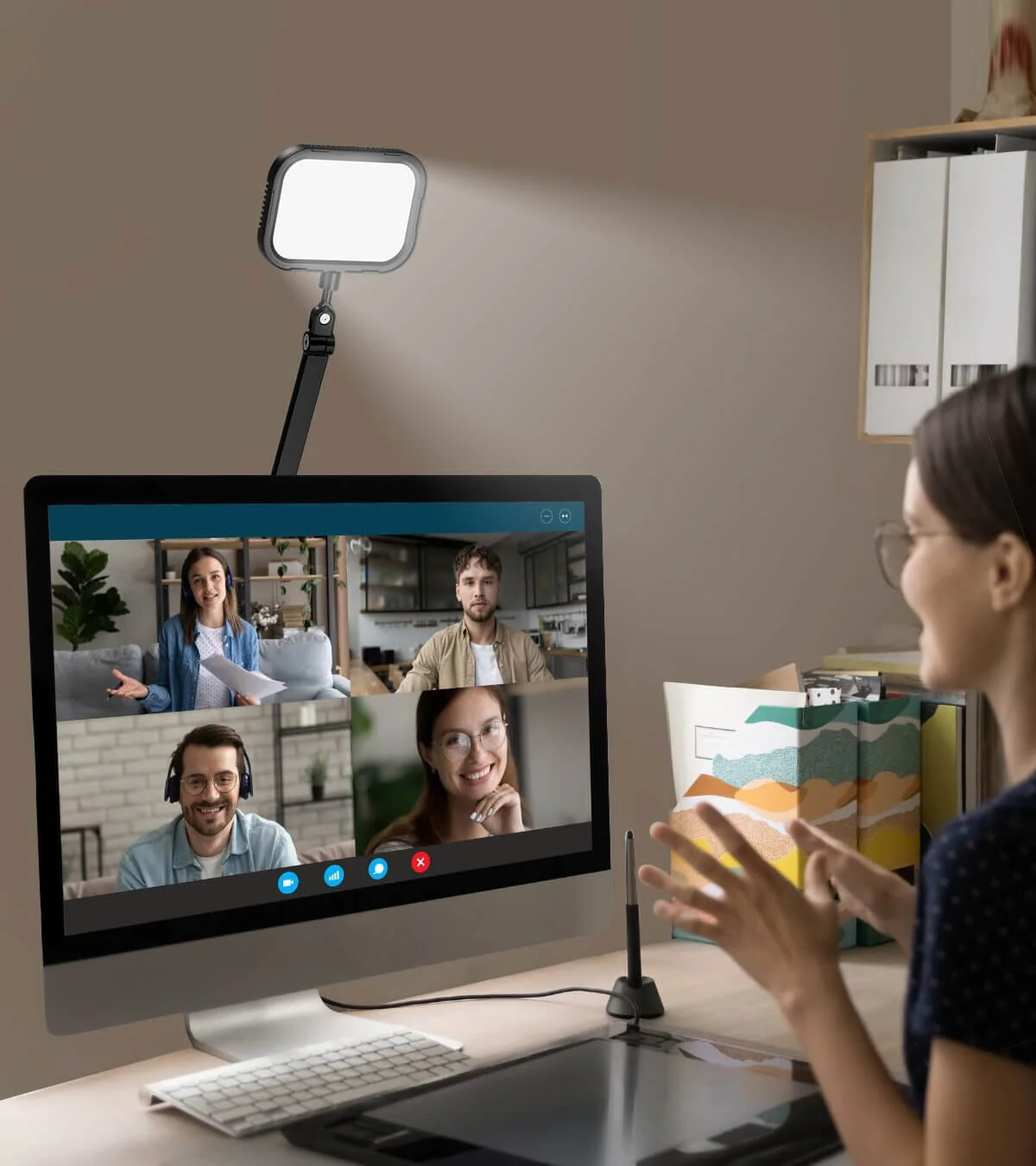 FL25 Streamer LED Desk Lamp - Image 7